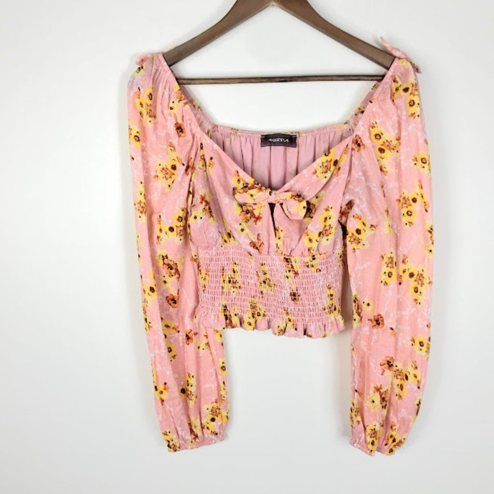 4SI3NNA Long Sleeve Pink Floral Crop Top NWOT